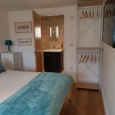 Bed & Breakfast Primrose House